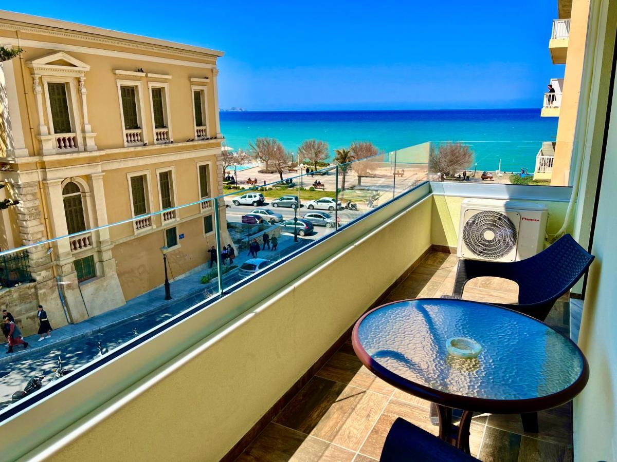 Blue Elegance City Center Heraklion Apartment Buitenkant foto