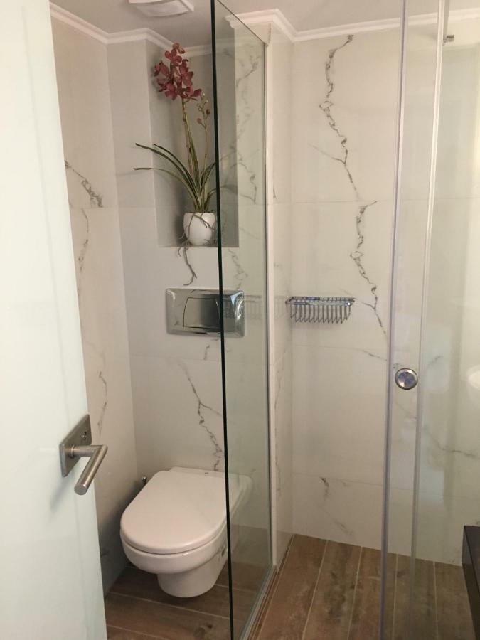 Blue Elegance City Center Heraklion Apartment Buitenkant foto