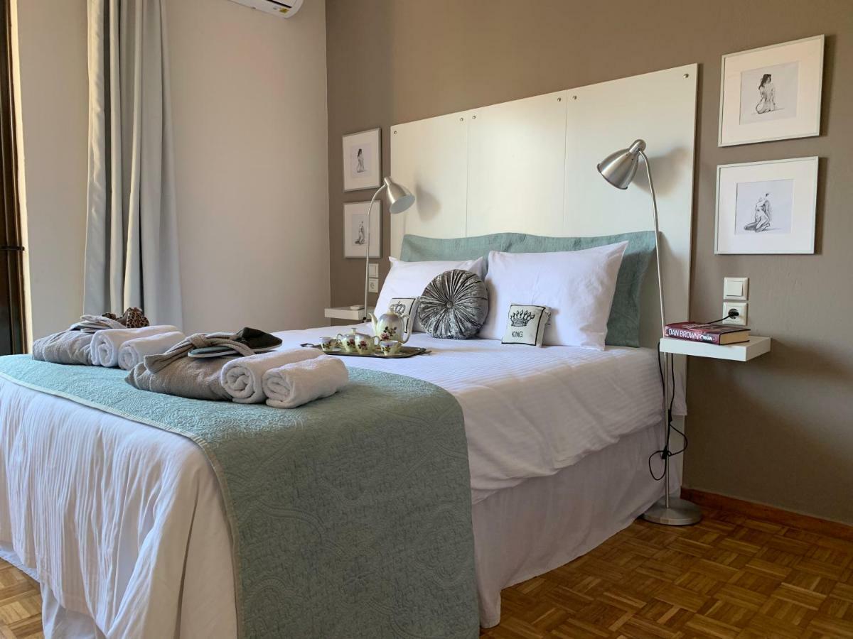 Blue Elegance City Center Heraklion Apartment Buitenkant foto