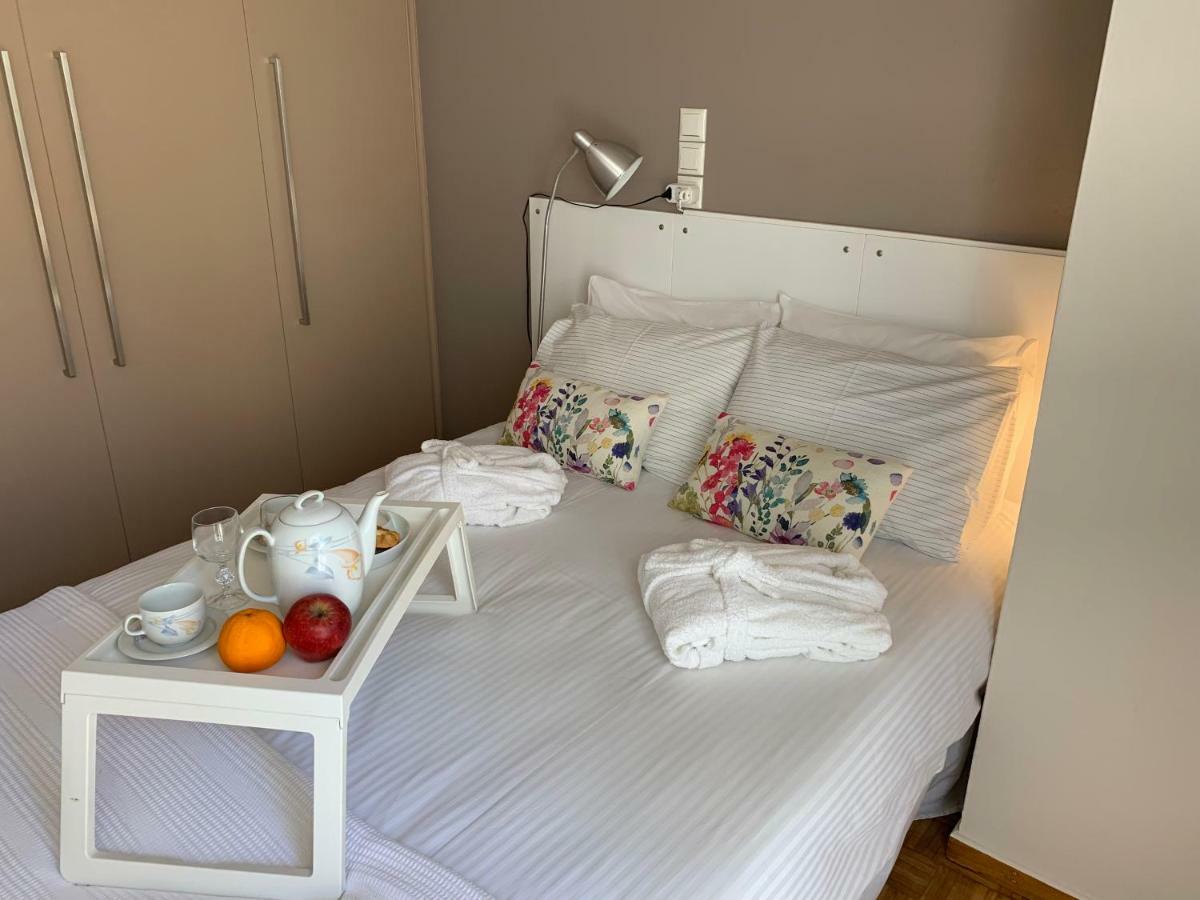 Blue Elegance City Center Heraklion Apartment Buitenkant foto